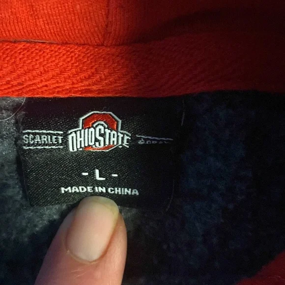 🍍OHIO STATE HOODIE🍍size large🍍B-2 - Picture 2 of 2